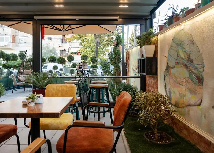 מלון F&m 2 טיראנה